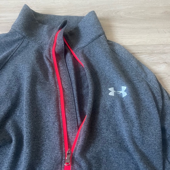 High Collar Quarter-Zip Multicolored Fitted Sweatshirt - Picture 3 of 3